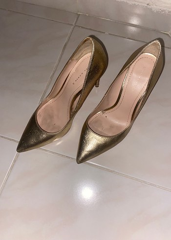Zara Altın Renkli Deri Stiletto Topuklu Kadın Ayakkabı