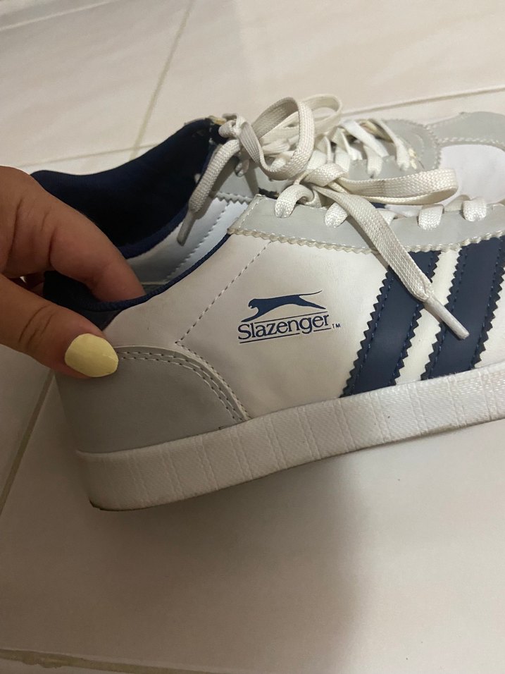 Gri Çizgili Beyaz Kadın Spor Ayakkabı - Görsel 3