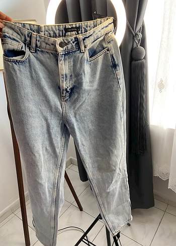 Tokalı Bol Kesim Midi Kadın Kot Pantolon - Görsel 4