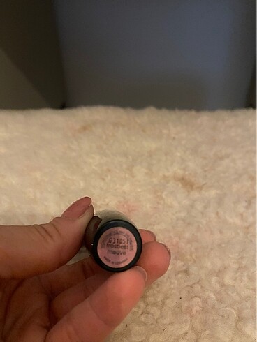 Avon ruj