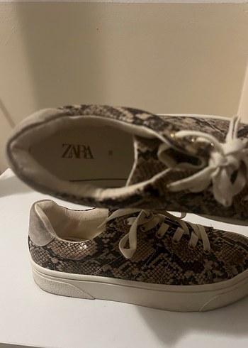 Zara Zara Yılan Desenli Platform Spor Ayakkabı