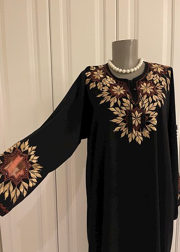 Boncuk İşlemeli Siyah Uzun Kadın Elbise - Görsel 2