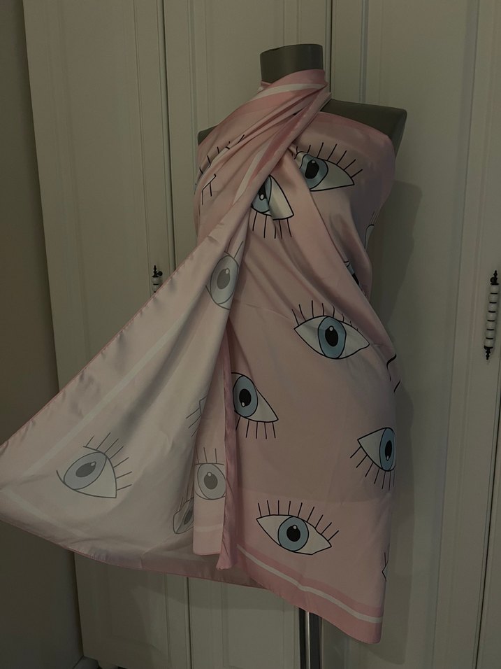 Pembe Dökümlü Saten Kadın pareo - Görsel 5