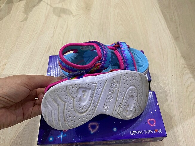 25 Beden çeşitli Renk Skechers sandalet