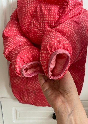 Kız Çocuk Kapüşonlu Kırmızı Fermuarlı Mont - Görsel 3