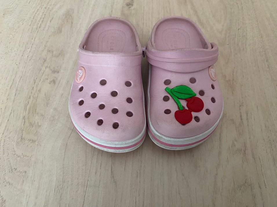 Crocs Pembe Kız Çocuk Terlikleri - Görsel 3