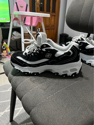 37 Beden Skechers sn 11930 spor ayakkabı