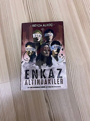 enkaz altındakiler