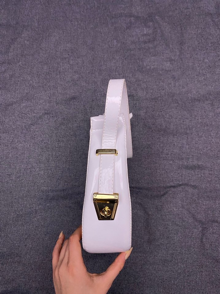 Minimalist Beyaz Deri Kadın Çanta - Görsel 2