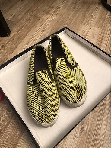 Zara Zara vans