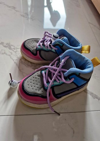 Renkli Bağcıklı Kız Çocuk Spor Ayakkabısı - Görsel 3