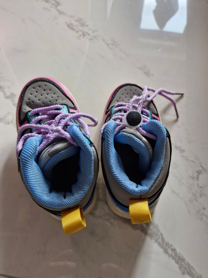 Renkli Bağcıklı Kız Çocuk Spor Ayakkabısı - Görsel 4