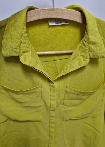 Sarı Düğmeli Uzun Kollu Gömlek - Görsel 4