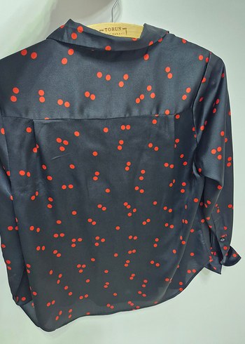 M&S Kırmızı Puantiyeli Uzun Kollu Kadın Gömlek - Görsel 4