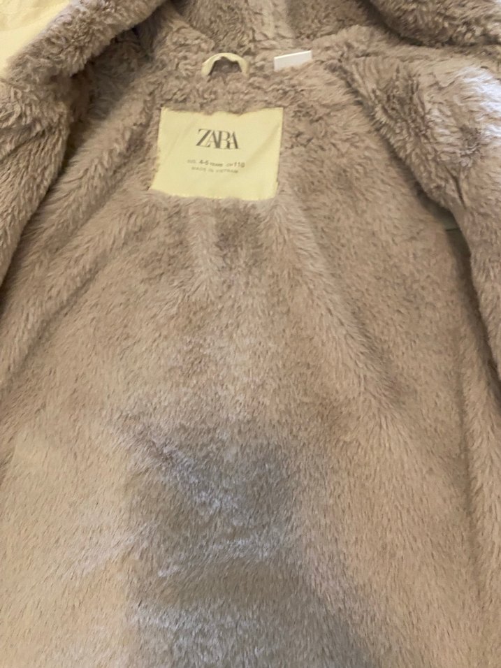 Zara kız çocuk  içi yumuşak polarlı Fermuarlı parka - Görsel 4