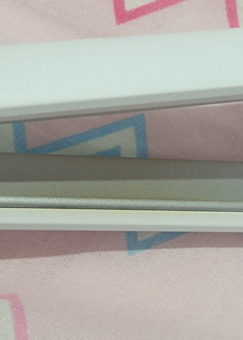 Aprilla Beyaz Saç Düzleştirici - Görsel 3