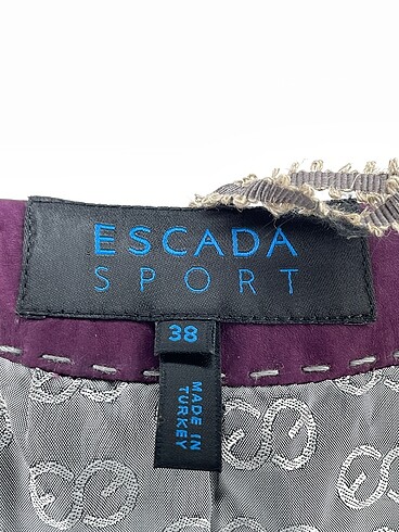 38 Beden mor Renk Escada Ceket %70 İndirimli.