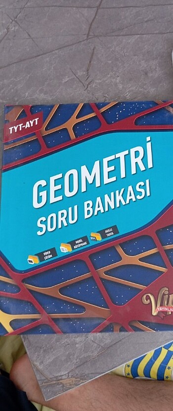 VİP YAYINLARI TYT-AYT GEOMETRİ SORU BANKASI 