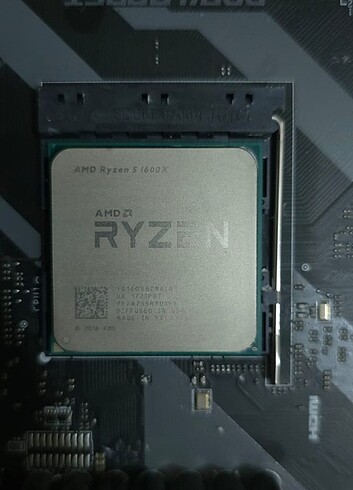 AMD RYZEN İŞLEMCİ