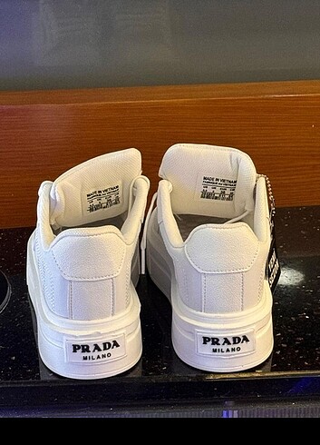 39 Beden beyaz Renk Prada milano bayan spor ayakkabı 