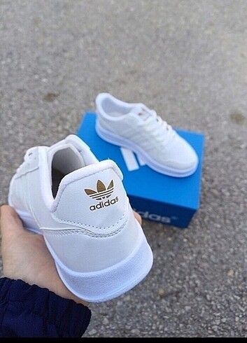 37 Beden beyaz Renk Adidas Neo bayan spor ayakkabı