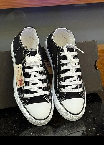 40 Beden siyah Renk Converse bayan spor ayakkabı