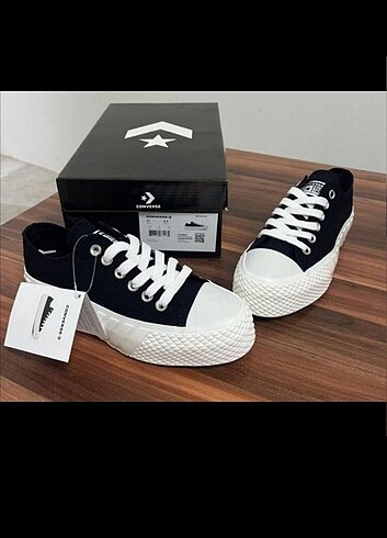 Converse bayan spor ayakkabı