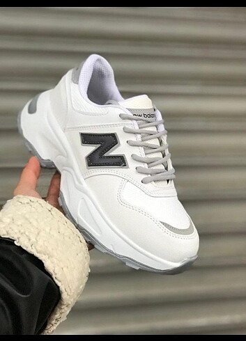 New balance bayan spor ayakkabı 