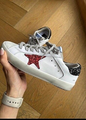 Golden goose deluxe bayan spor ayakkabı 