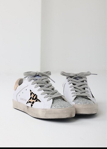 Golden Goose Deluxe Golden goose deluxe bayan spor ayakkabı