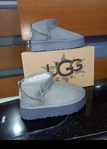 UGG platform bot