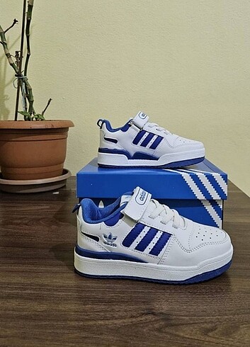 29 Beden Adidas çocuk spor ayakkabı