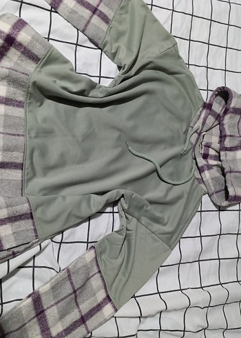 Kapüşonlu Ekose Desenli Gri Sweatshirt - Görsel 3