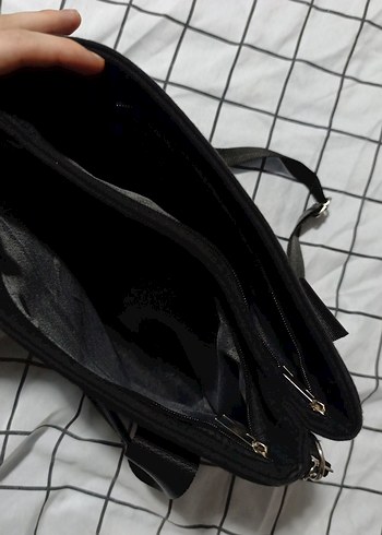 Siyah Minimalist Kadın Omuz Çantası - Görsel 3