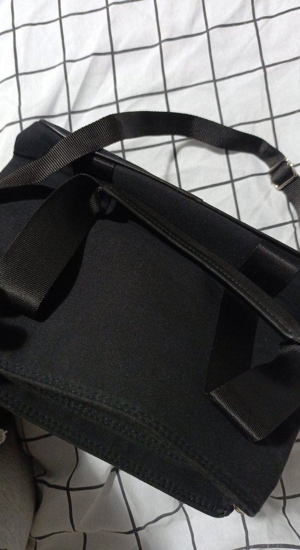 Siyah Minimalist Kadın Omuz Çantası - Görsel 5