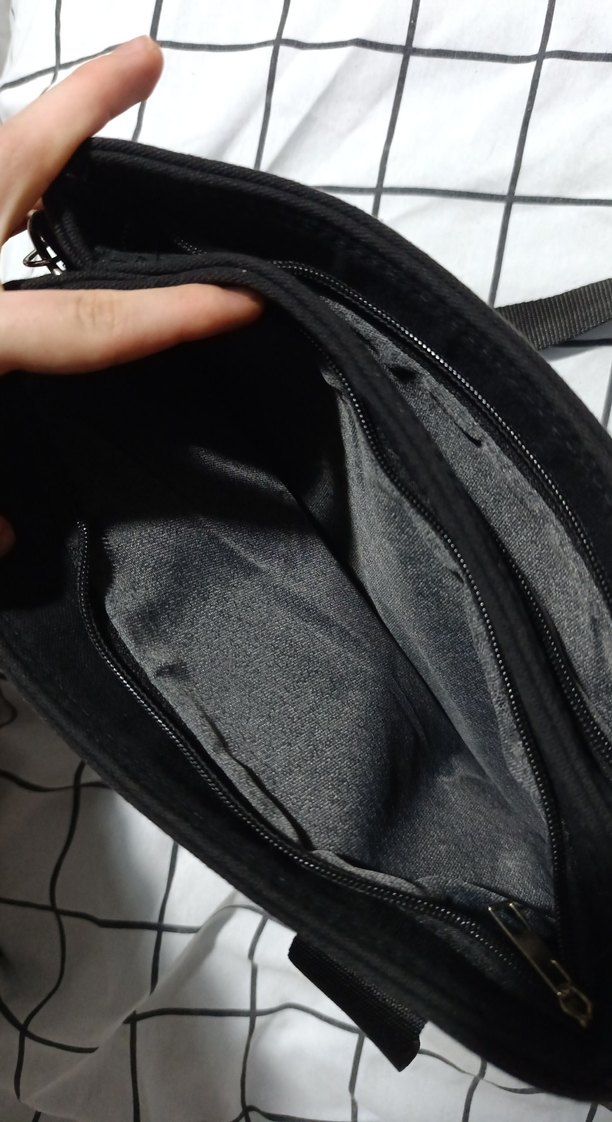 Siyah Minimalist Kadın Omuz Çantası - Görsel 4