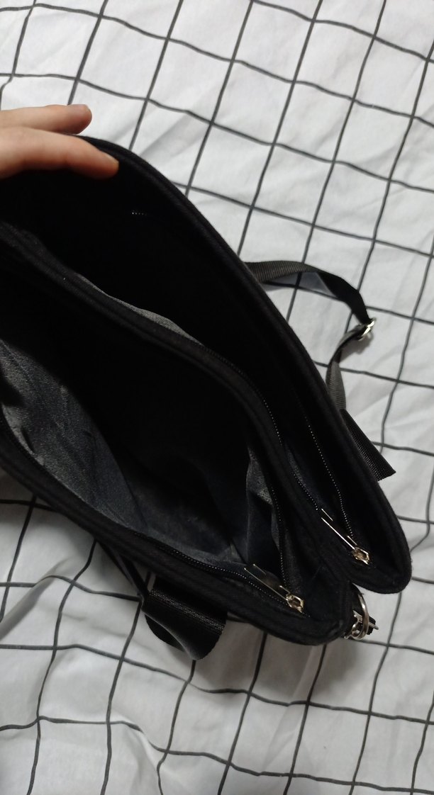 Siyah Minimalist Kadın Omuz Çantası - Görsel 3