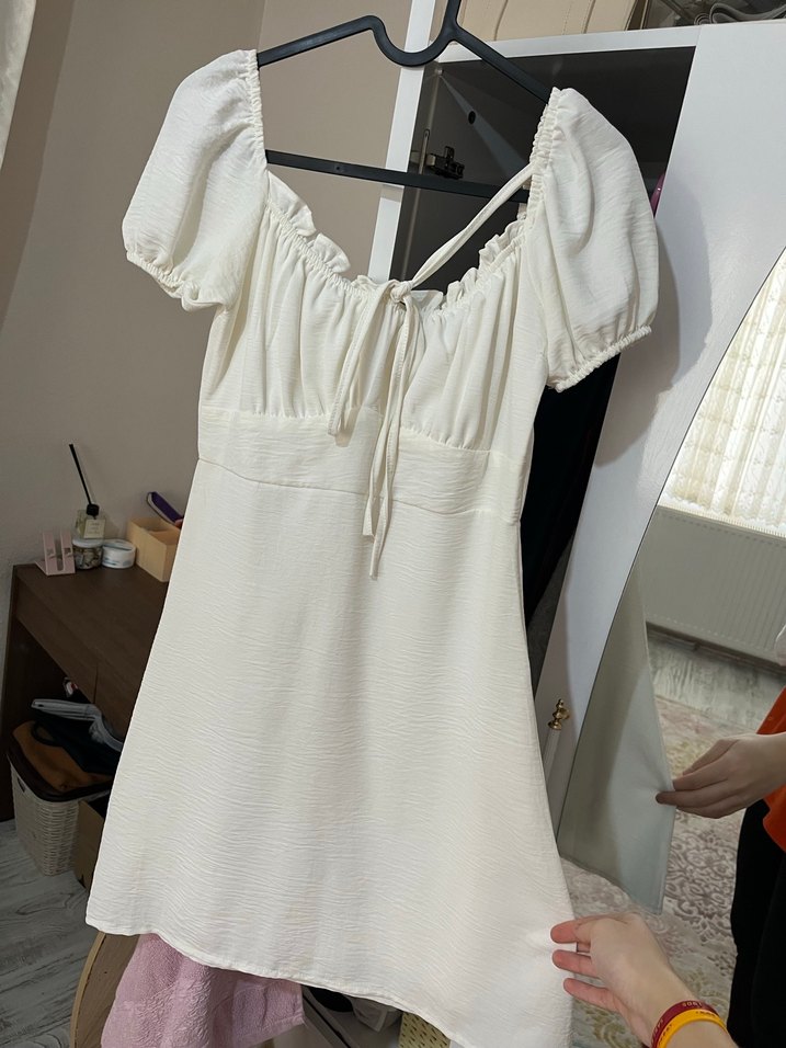 V Yaka Beyaz Midi Keten Elbise - Görsel 2