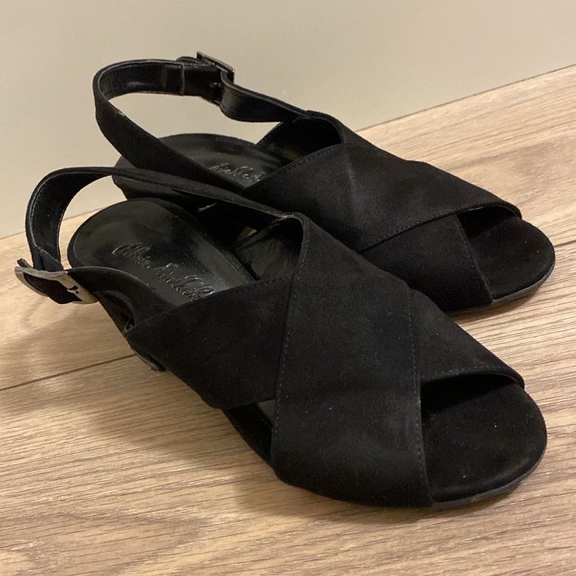 Siyah Süet Tokalı Kadın Topuklu Ayakkabı - Görsel 4