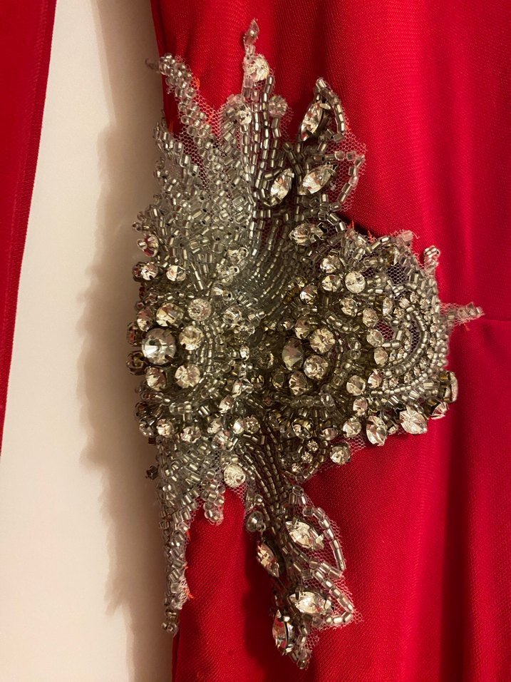 Kırmızı Uzun Kollu İşlemeli Kadın Abiye Elbise - Görsel 2