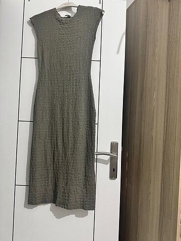 Zara Zara vücuda oturan elbise