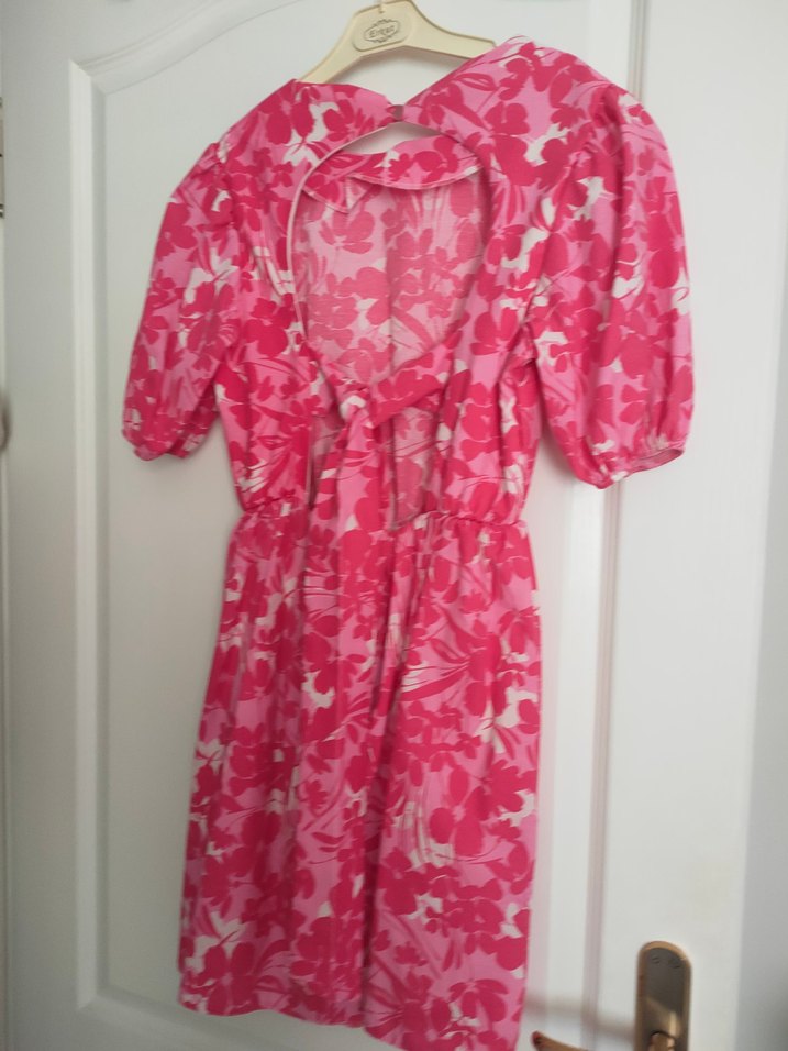 Trendyol pembe sırt dekolteli Çiçekli Bohem Elbise - Görsel 2