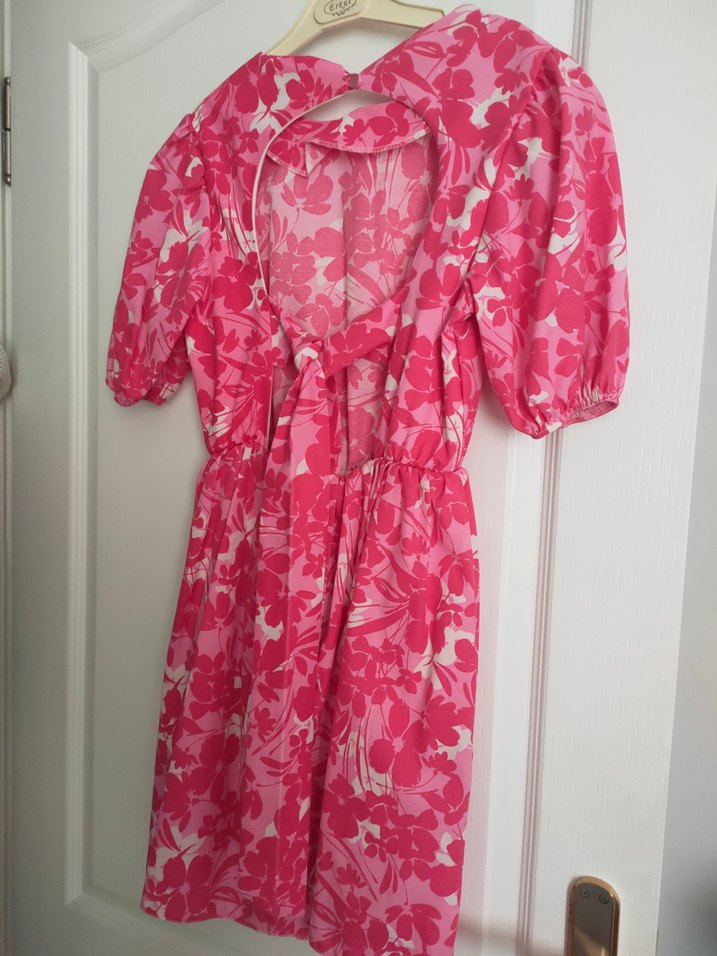 Trendyol pembe sırt dekolteli Çiçekli Bohem Elbise - Görsel 3