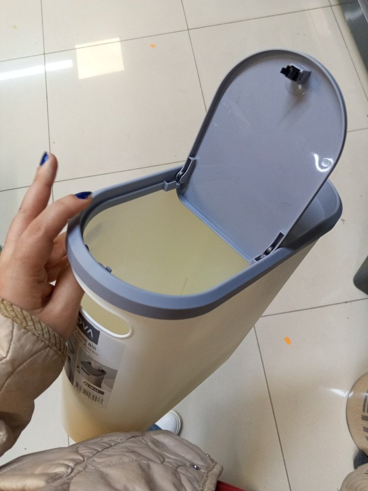 LOVA Beyaz 10 L Kapaklı Çöp Kutusu - Görsel 2