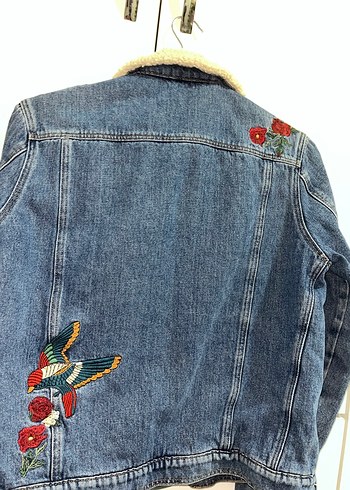 Nakışlı Kadın Kot Ceket - Görsel 3