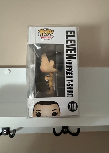 Beden Renk Stranger Things Eleven Burger T-Shirt Figür