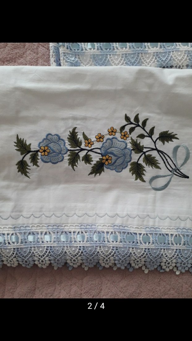 Nakışlı Nevresim takım Sfır Kullanılmamş 2yastık 1yorgan 1çarşaf - Görsel 3