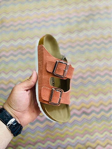 BIRKENSTOCK