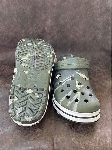40 Beden çeşitli Renk YENİ SEZON ÜRÜN CROCS