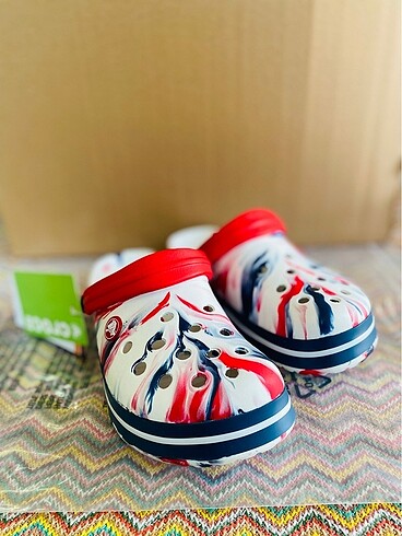 YENİ SEZON ÜRÜN CROCS